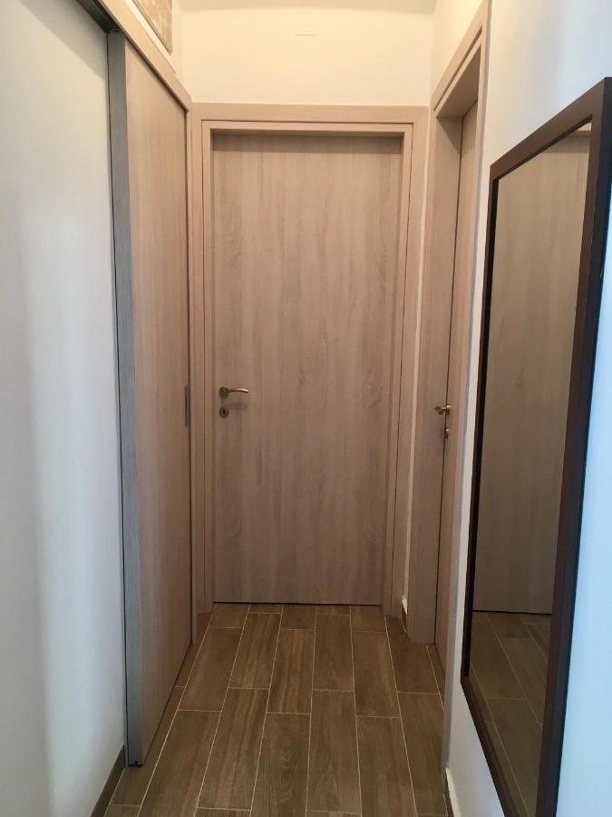 Modern & Comfortable House In The City Center Ermoupoli Buitenkant foto