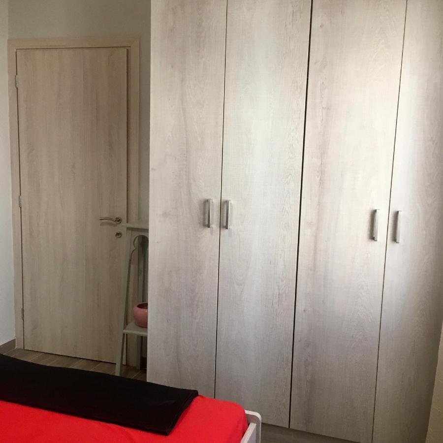 Modern & Comfortable House In The City Center Ermoupoli Buitenkant foto